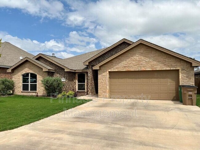 Building Photo - 5910 Tarin St