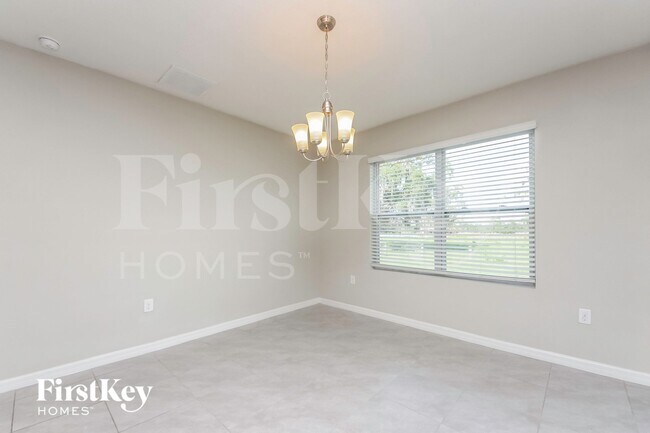 Foto del edificio - 1673 Bay Breeze Dr