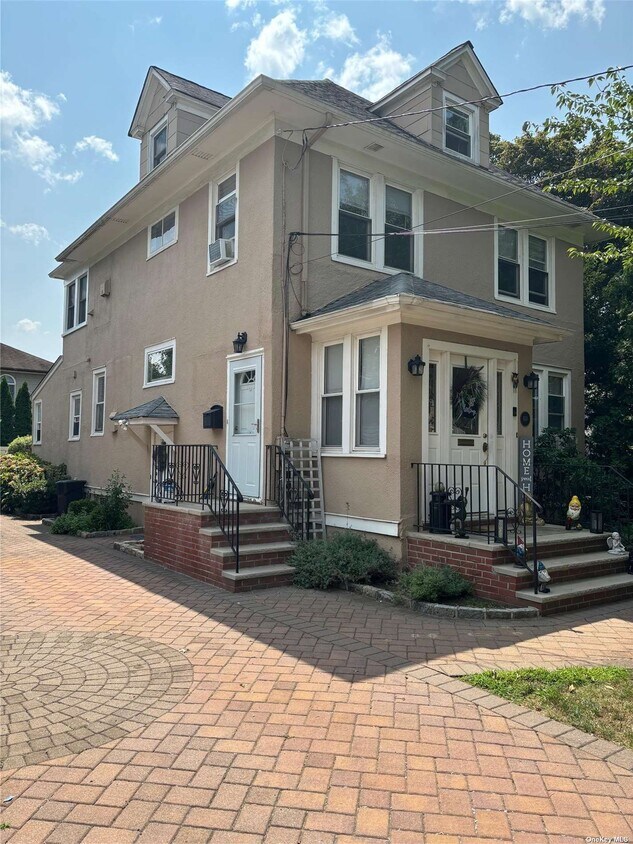 Primary Photo - 614 5th Ave