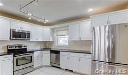 Foto del edificio - 33 Robin Ln