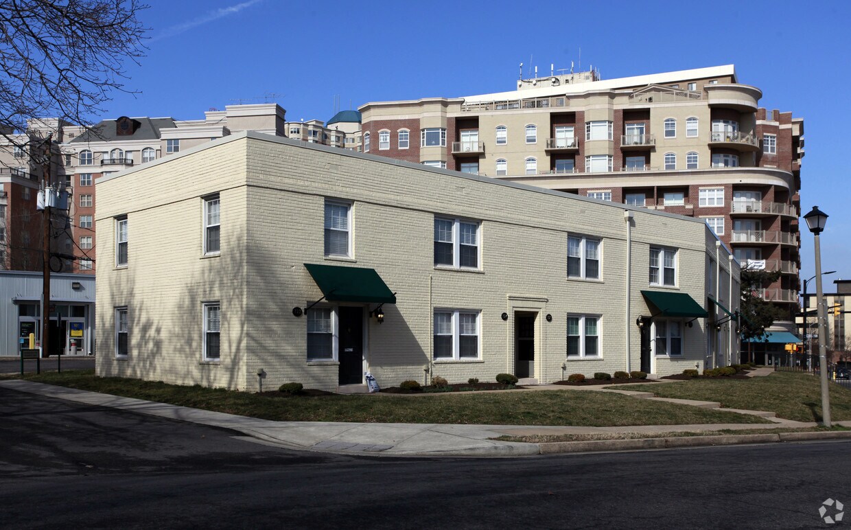 Primary Photo - 730-736 N Oakland St
