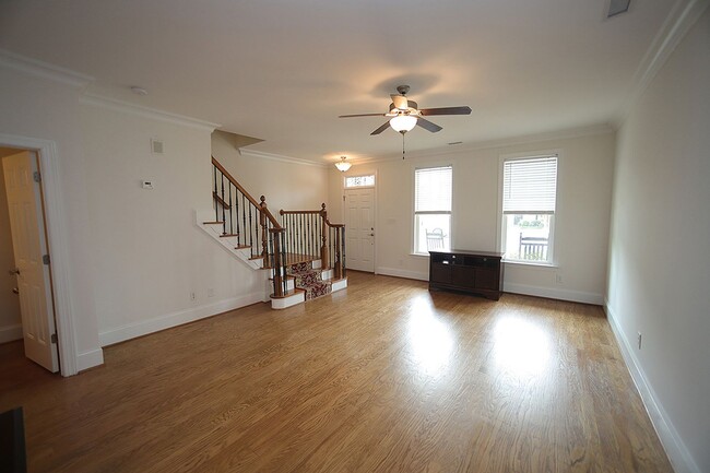 Building Photo - 1008 Christoper Drive, Chapel Hill, NC  27517