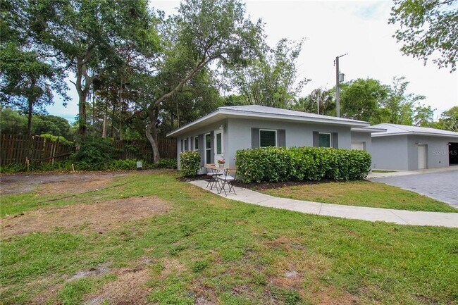 Building Photo - 4124 Windemere Pl