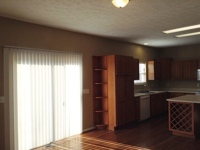 Building Photo - 359 Derby Court