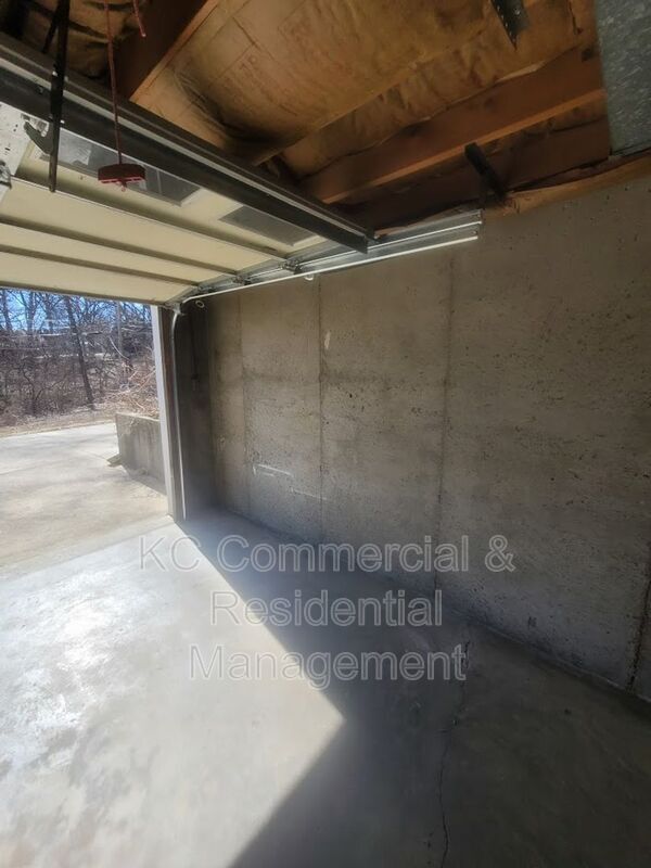 Foto del edificio - 9211 E 50th Terrace