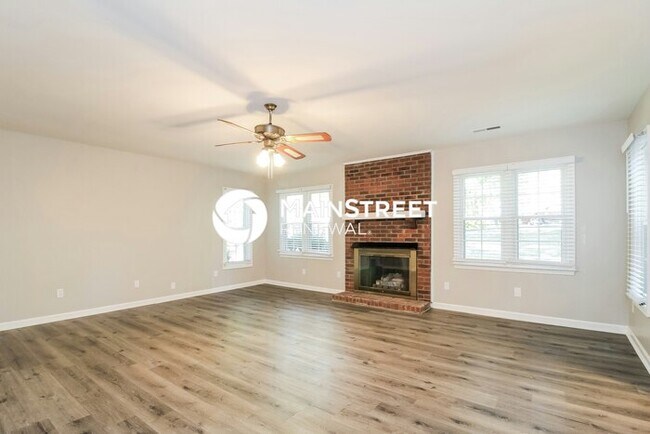 Foto del edificio - 3 Bedroom Pet-Friendly Home in Pfafftown, ...