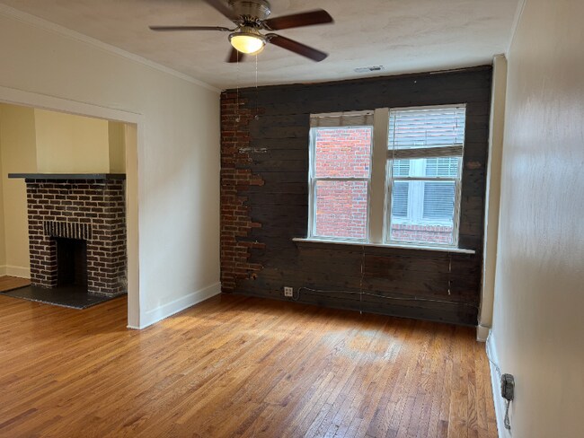 Building Photo - 535 W 36th St
