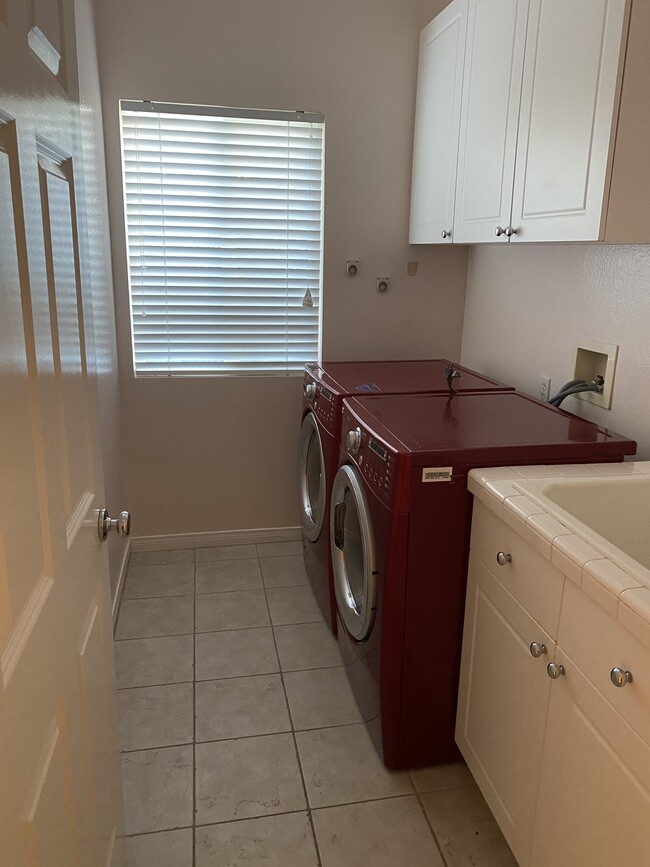 Foto del edificio - 11747 Lois Ct