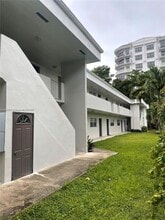 Building Photo - 8075 SW 73rd Ave