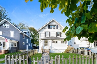 Building Photo - 1029 Bloomfield Ave