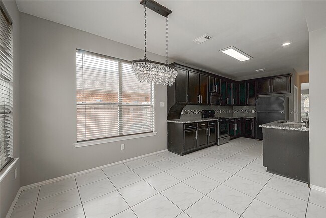 Foto del edificio - 19903 Diamond Hills Ln
