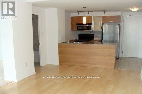 Building Photo - 38 Grenville St