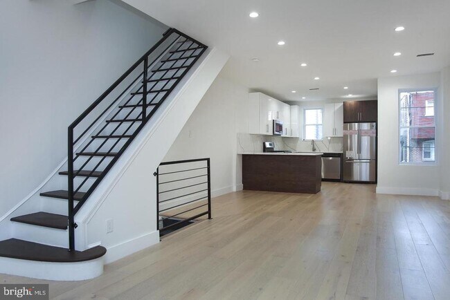 Foto del edificio - 5844 Fernwood St