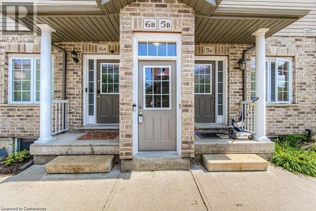 Building Photo - 38 Howe Dr