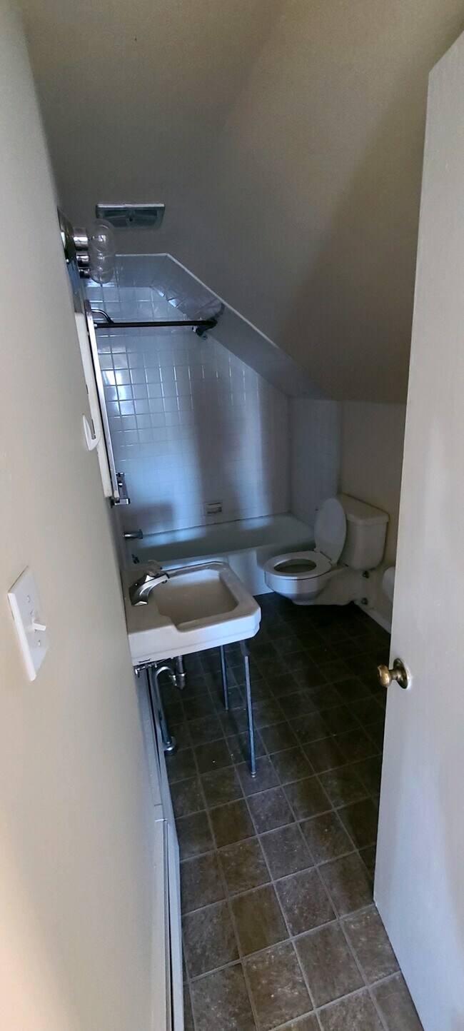 bathroom - 227 Conestoga Rd