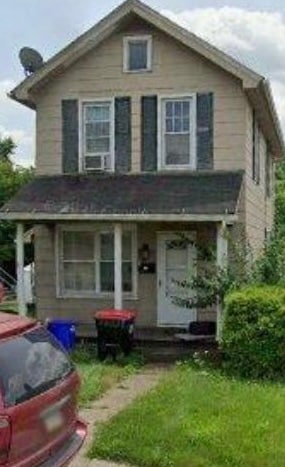 Building Photo - 312 E Lutton St