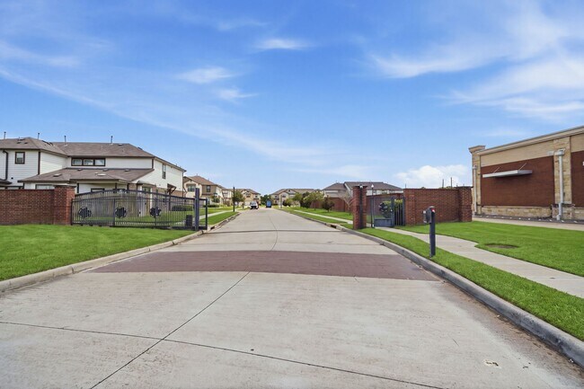 Foto del edificio - 7116 Elgin St