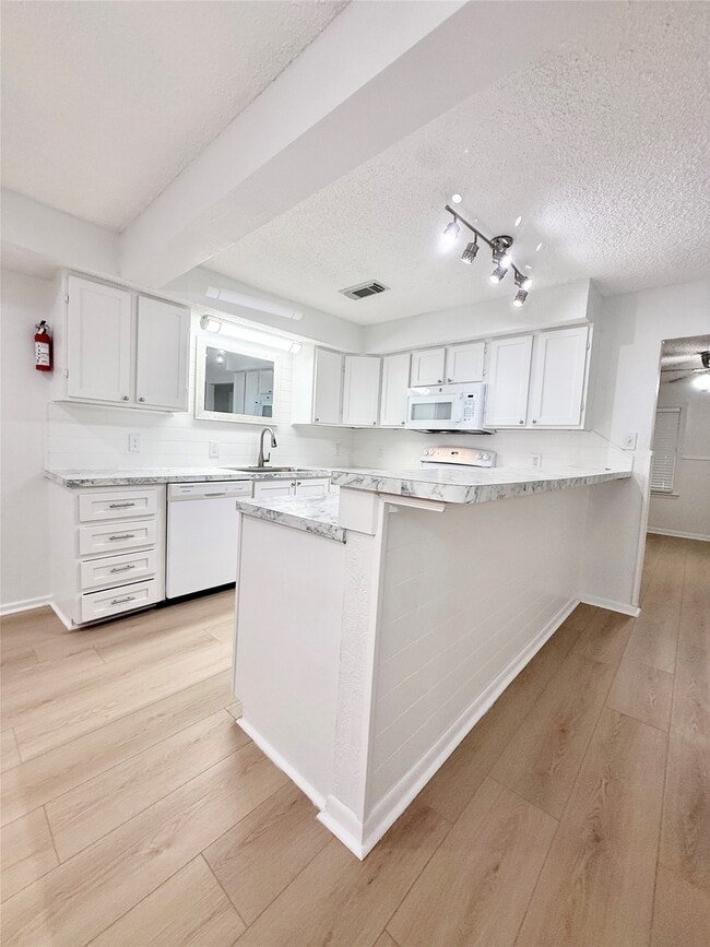 Foto del edificio - 1121 N Chenango St