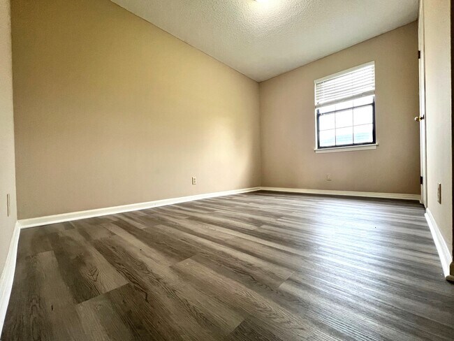 Foto del edificio - 206 N 9th St