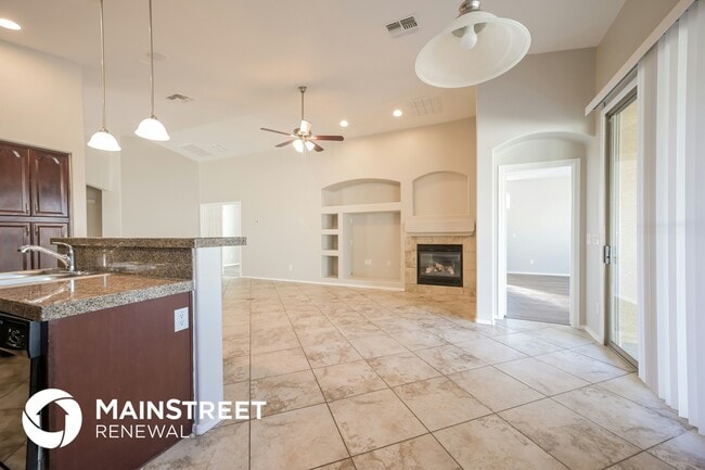 Foto del edificio - 42716 N 44th Dr