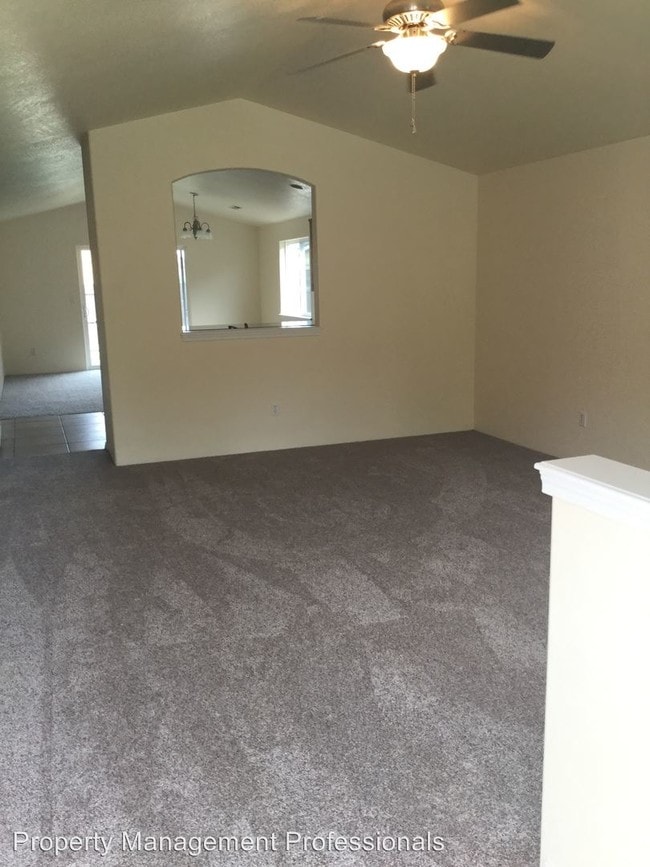 Building Photo - 3 br, 2 bath House - 896 Archer