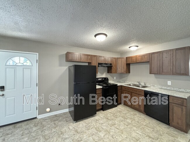 Foto del edificio - 27 Lamont Dr