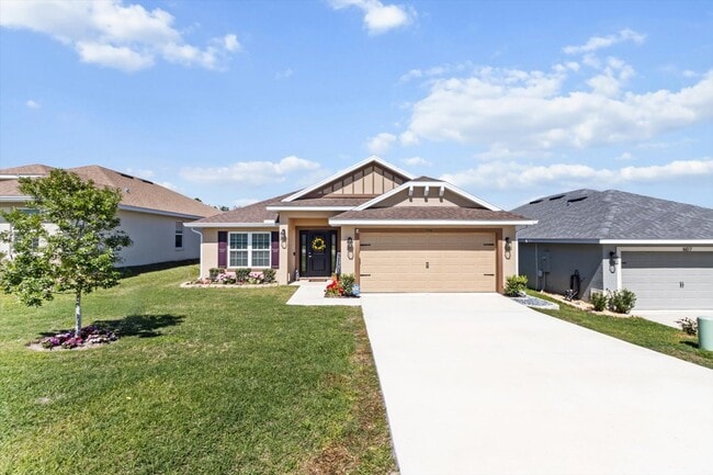 Building Photo - 615 W Rexford Dr