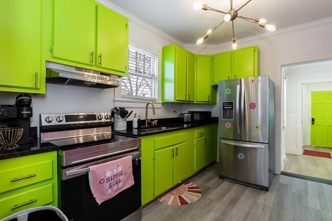 Three Bedroom Home! - Three Bedroom Home!