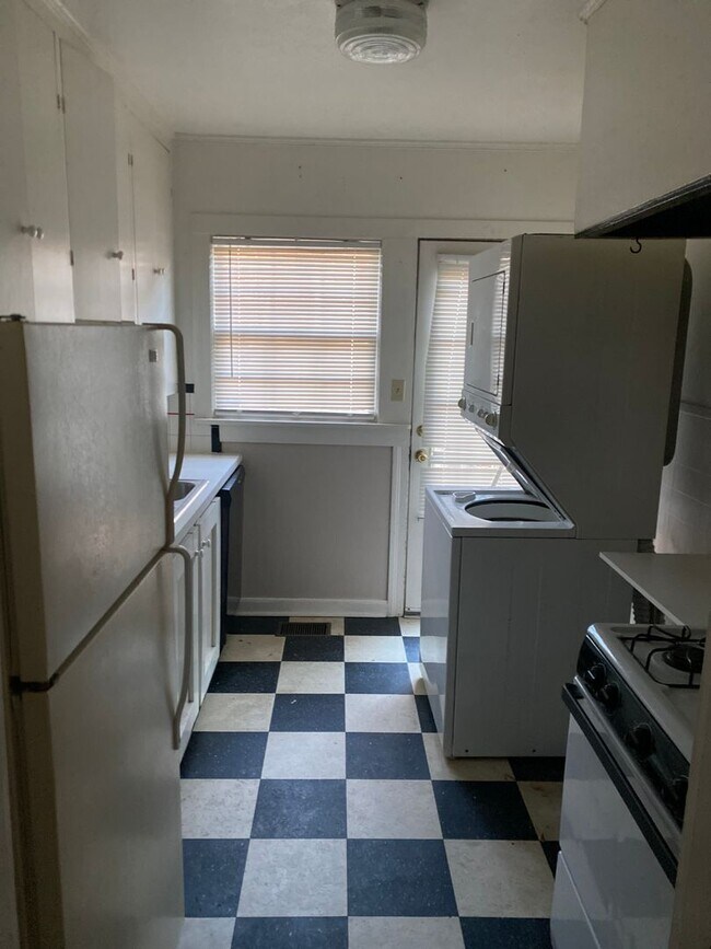 Foto del edificio - 337 Boulevard