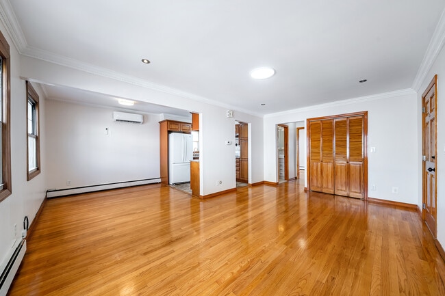 Building Photo - 4007 Gehr Pl