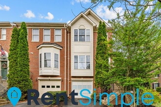 802 Col Edmonds Ct