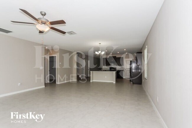 Foto del edificio - 10226 Bright Crystal Ave