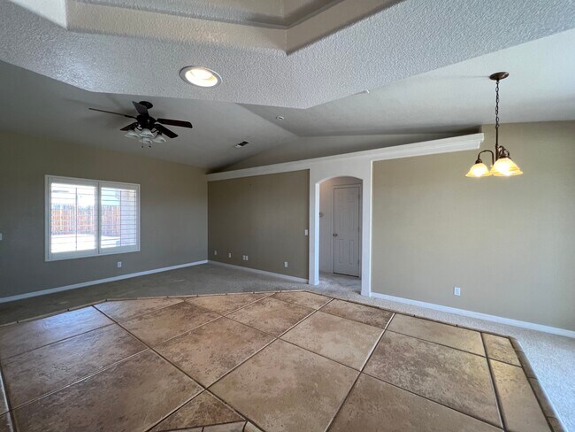 Building Photo - 675 Warm Springs Pl