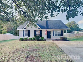 Building Photo - 4305 Biesterfield Dr