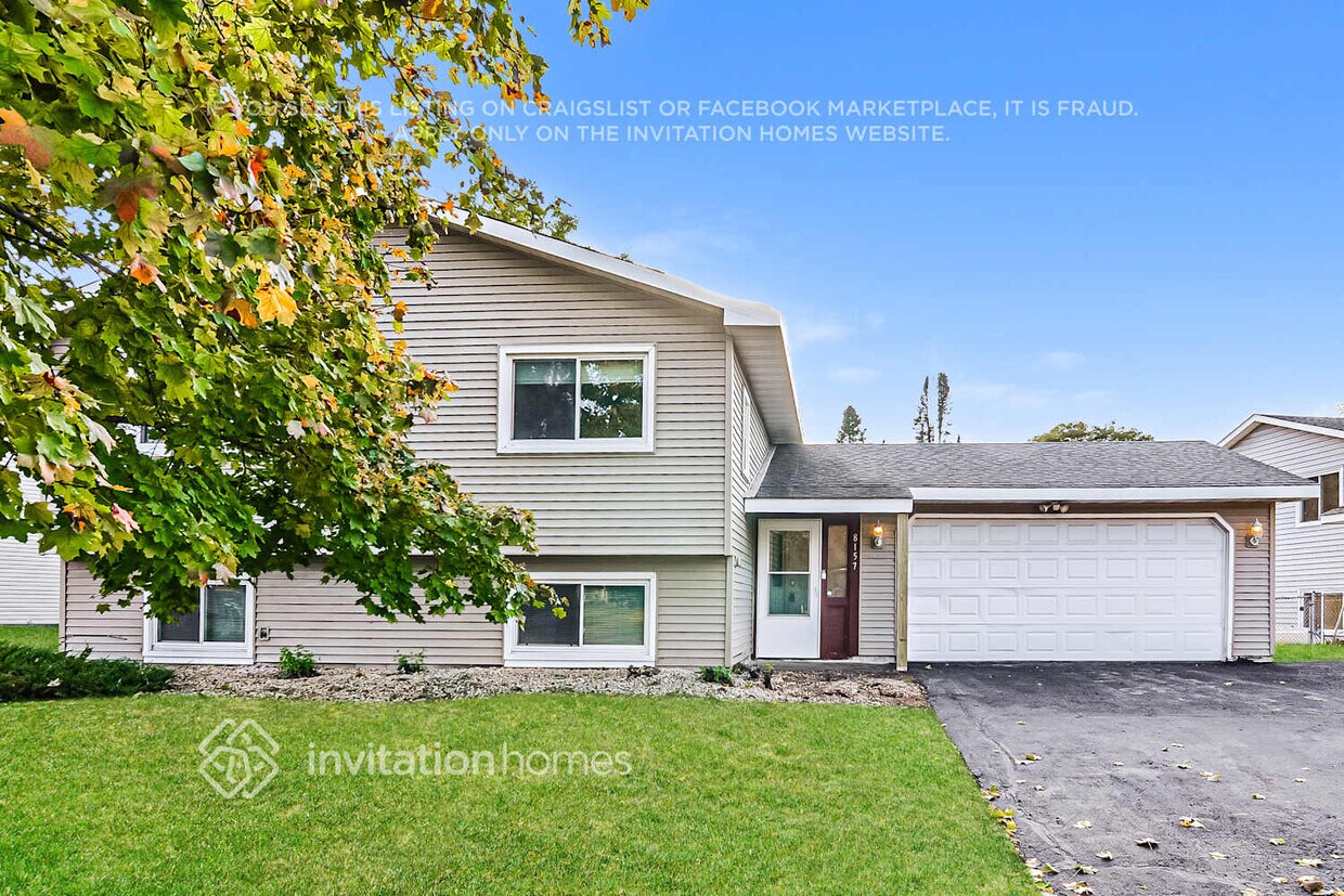 Foto principal - 8157 James Ave N