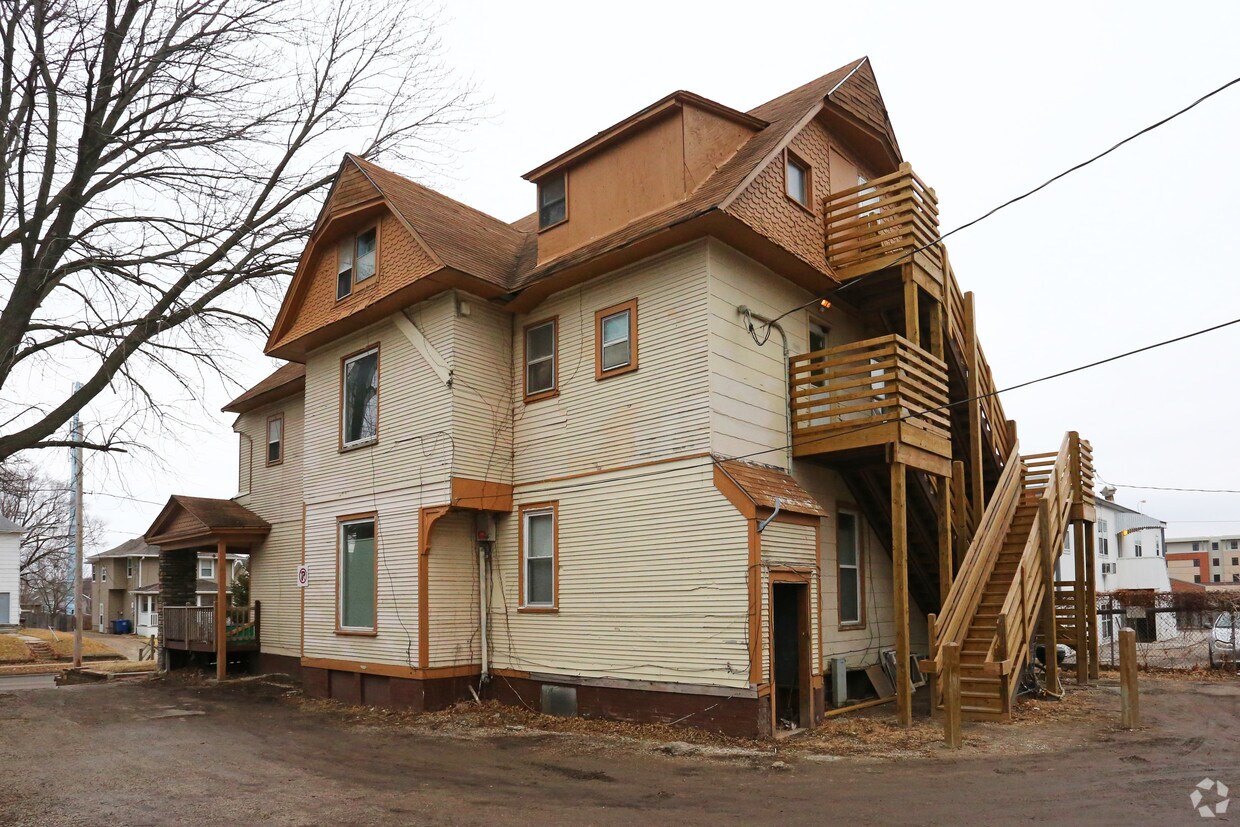 Building Photo - 1424 30th St