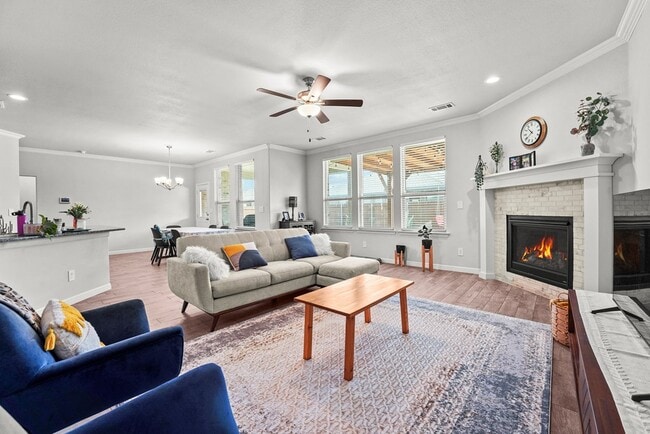 Foto del edificio - 602 Dupont Ct