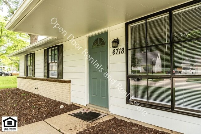 Building Photo - 6718 Raintree Rd