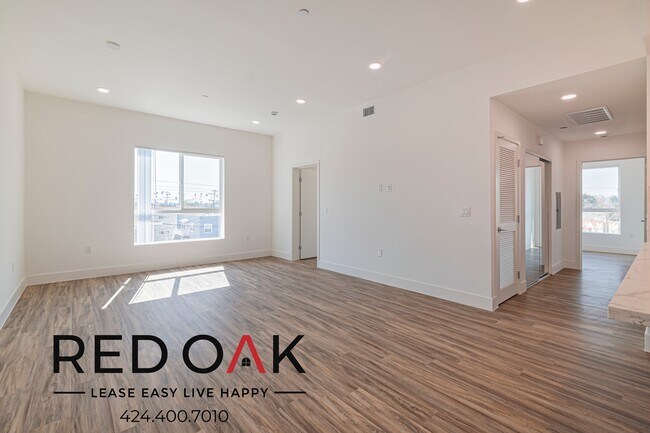 Foto del edificio - 4000 Mont Clair St