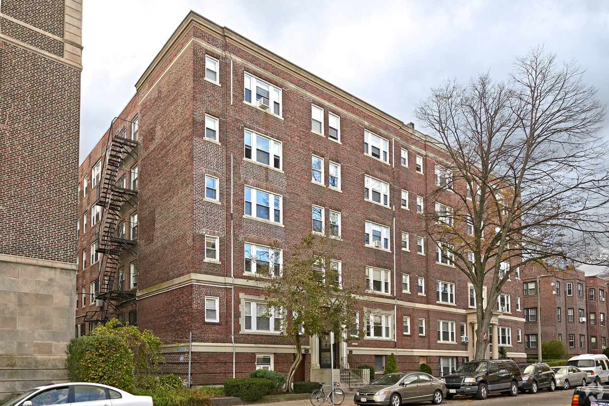 Primary Photo - 88 Washington St
