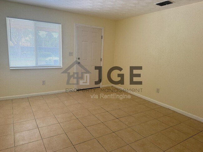 Foto del edificio - 2351 Lafayette St