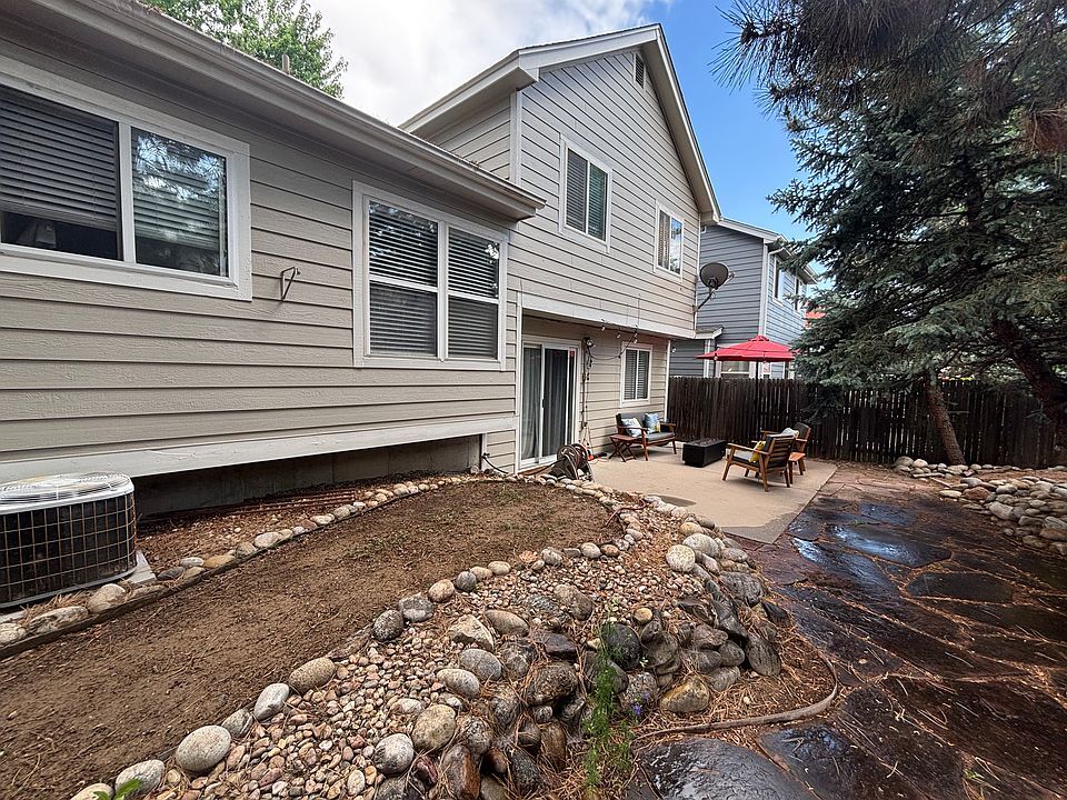 Foto principal - 12185 Crabapple St