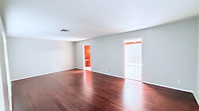 Building Photo - 11119 Atwell Dr