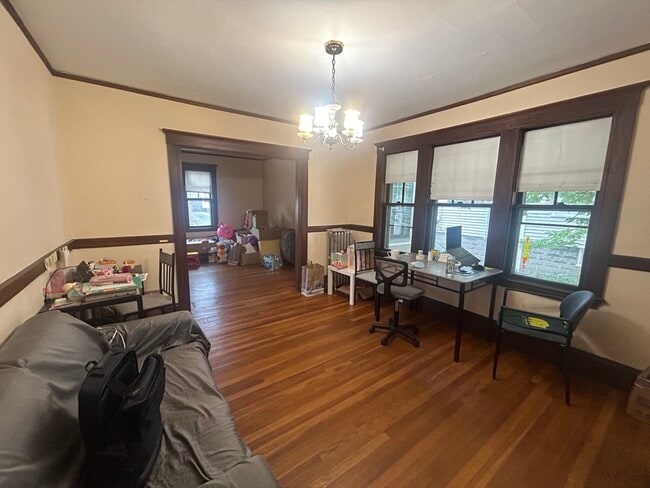 Building Photo - 66 Lake St