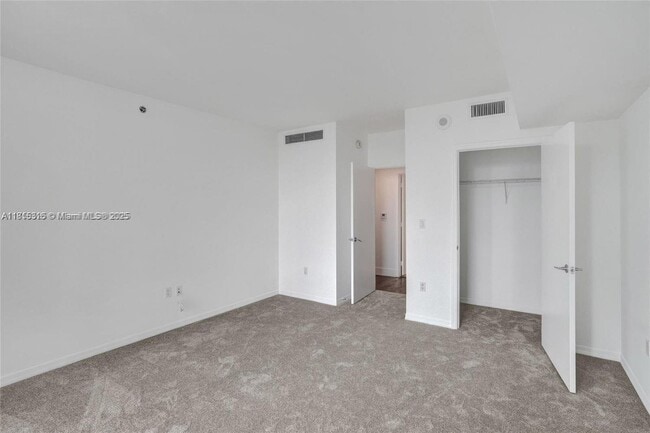 Foto del edificio - 55 SE 6th St