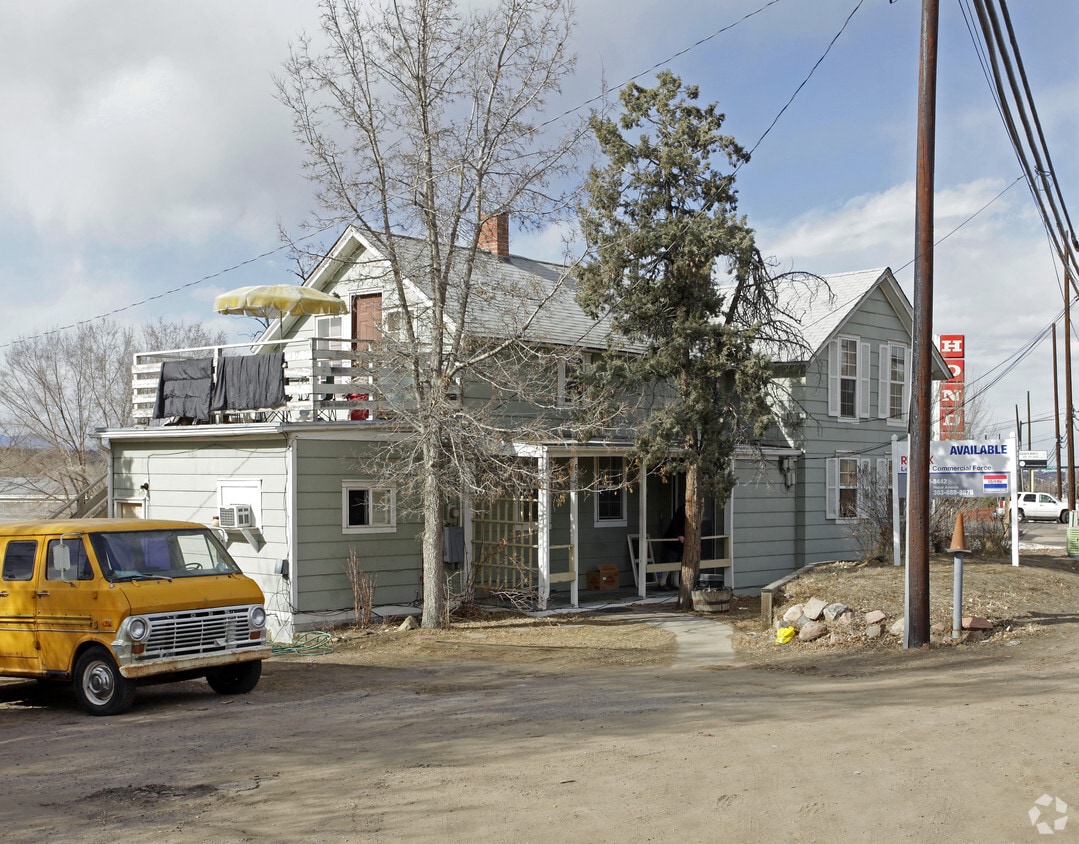 Primary Photo - 6295 S Santa Fe Dr