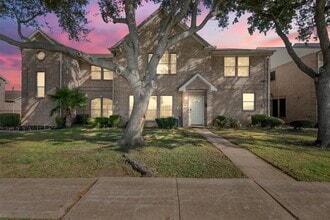 Building Photo - 1413 TX-146