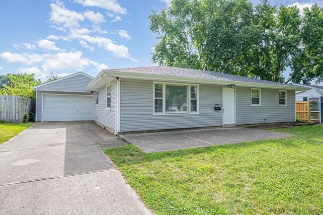 Building Photo - Stunning 3 Bed 1 Bath Ranch Home