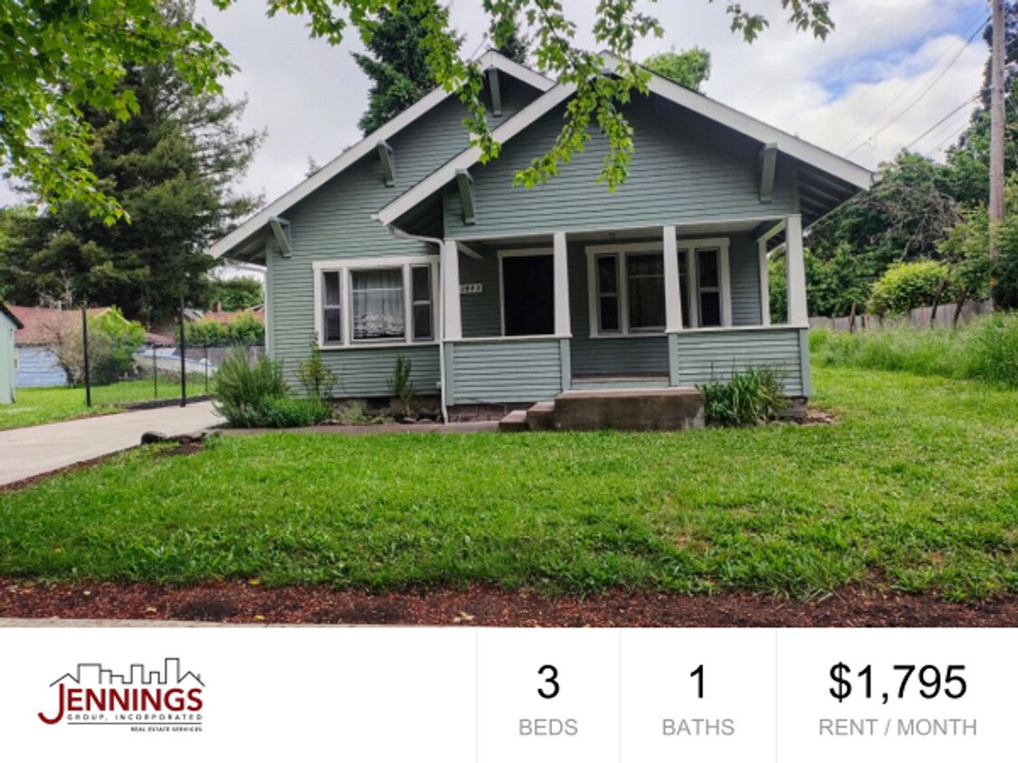 Foto principal - Adorable 3 Bedroom 1 Bath Cape Cod Home