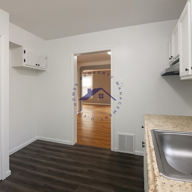 Foto del edificio - 17597 Annchester Rd